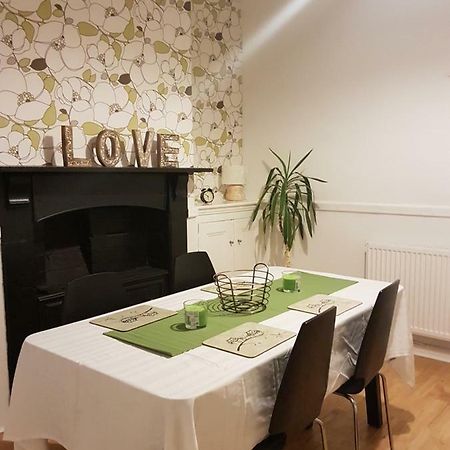 Tynant House- Modern 3 Bed House- City Centre And Free Parking Cardiff Exteriör bild