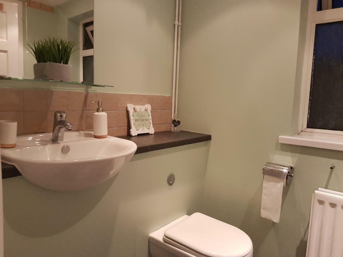 Tynant House- Modern 3 Bed House- City Centre And Free Parking Cardiff Exteriör bild