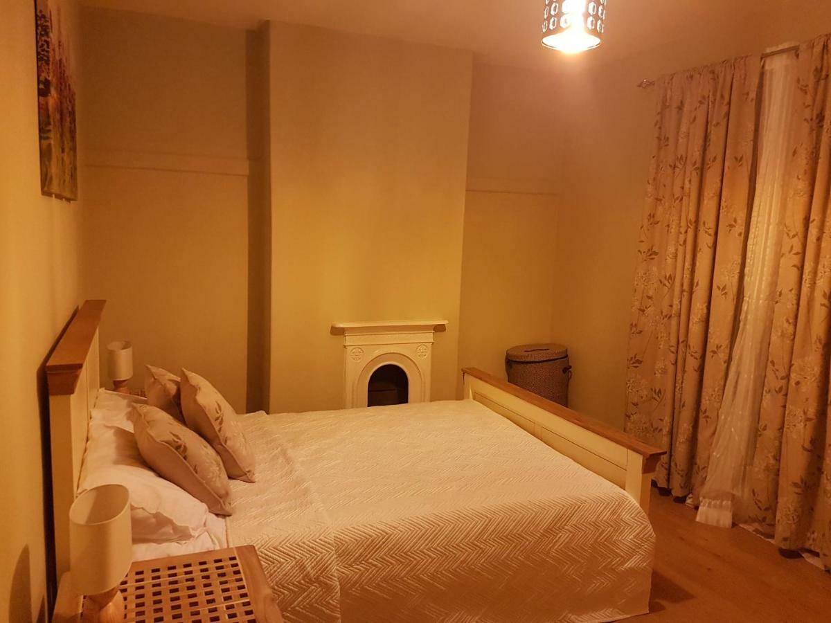 Tynant House- Modern 3 Bed House- City Centre And Free Parking Cardiff Exteriör bild